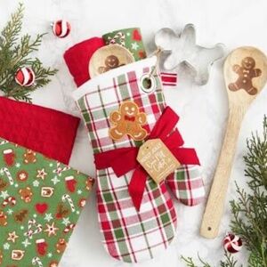 DII Gingerbread Cookie Kitchen Gift Set-NWT